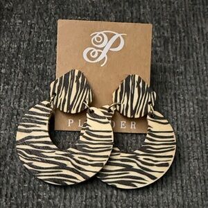 Plunder Black and Cream Animal Print Earrings